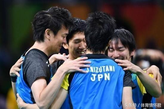 法国乒乓球队碾压德国乒乓球队，水谷隼送出助攻