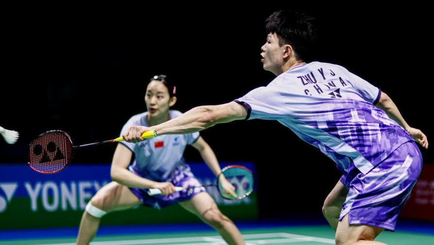 法国羽毛球队险胜英格兰羽毛球队，安赛龙打破历史纪录