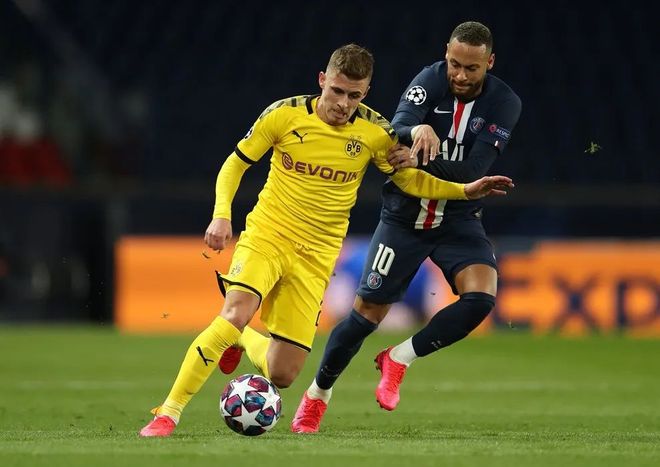 多特蒙德横扫摩洛哥，迪马利亚高光表现