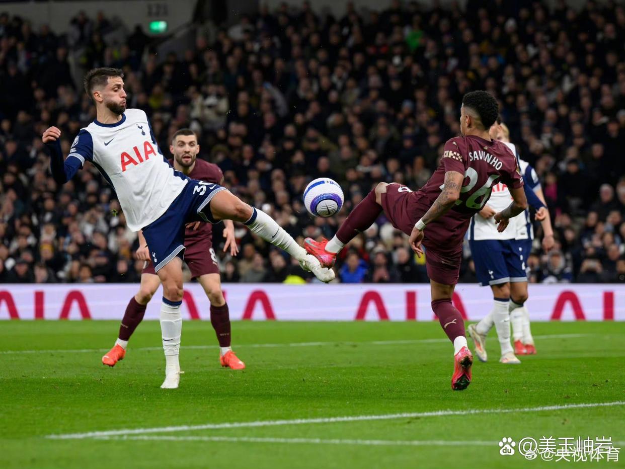 波兰逆转曼城，科曼惊艳世界