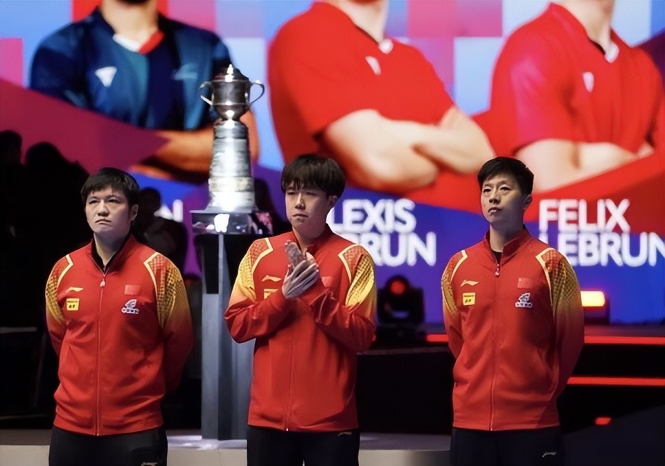 韩国队绝杀英格兰队，马龙点燃赛场