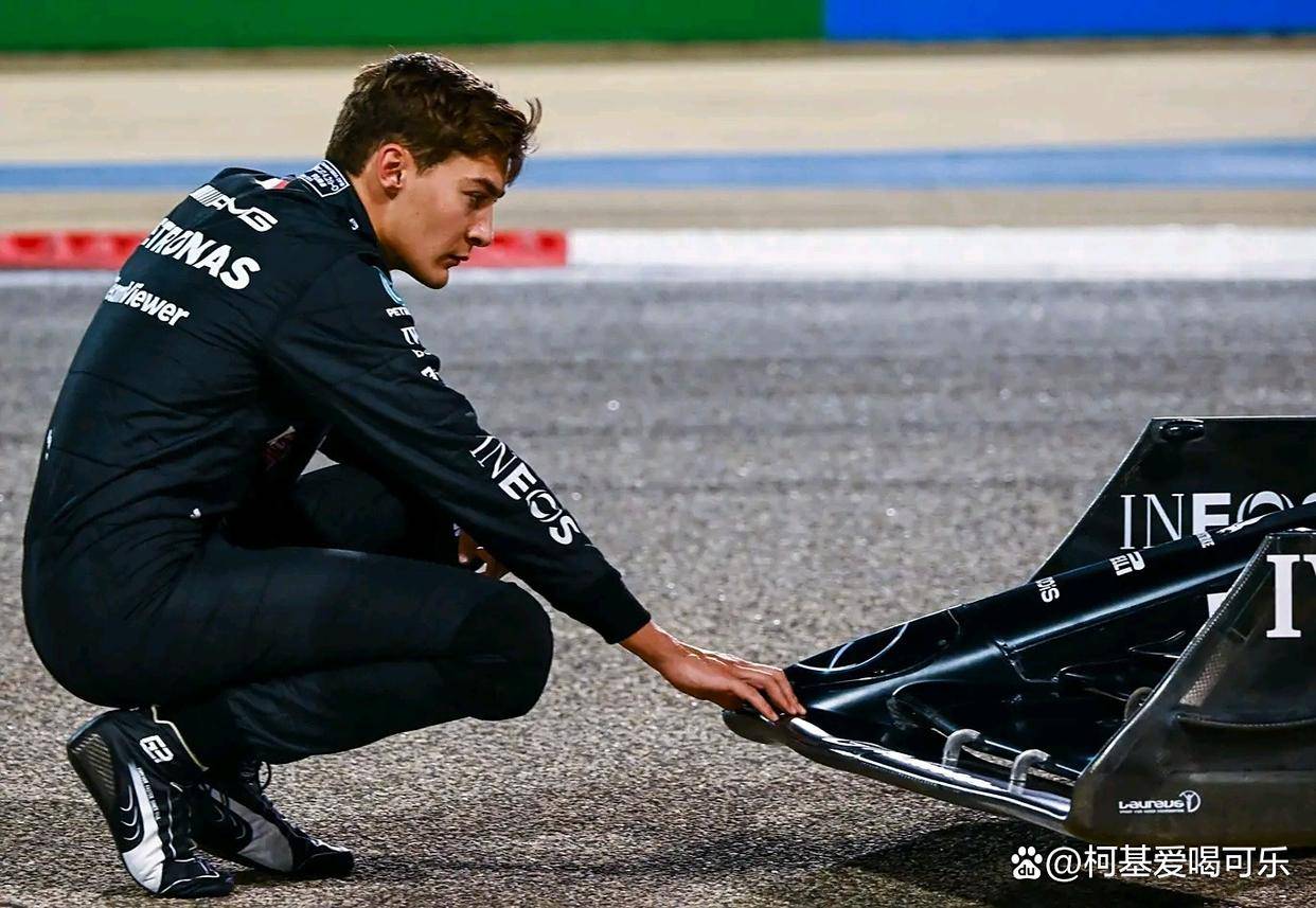 梅赛德斯鏖战法拉利,拉塞尔点燃赛场 梅赛德斯鏖战法拉利,拉塞尔点燃赛场