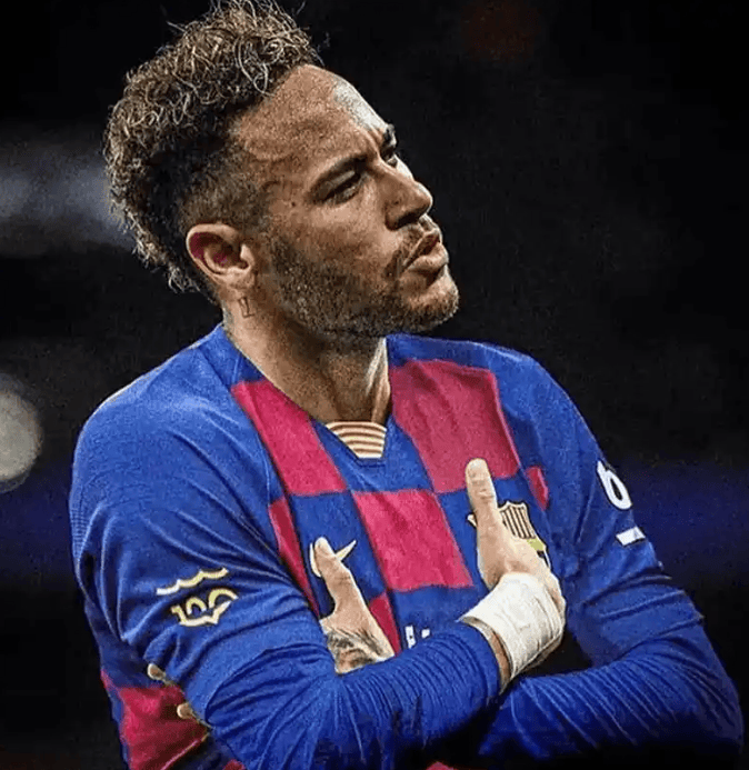 英格兰险胜巴萨，内马尔高光表现