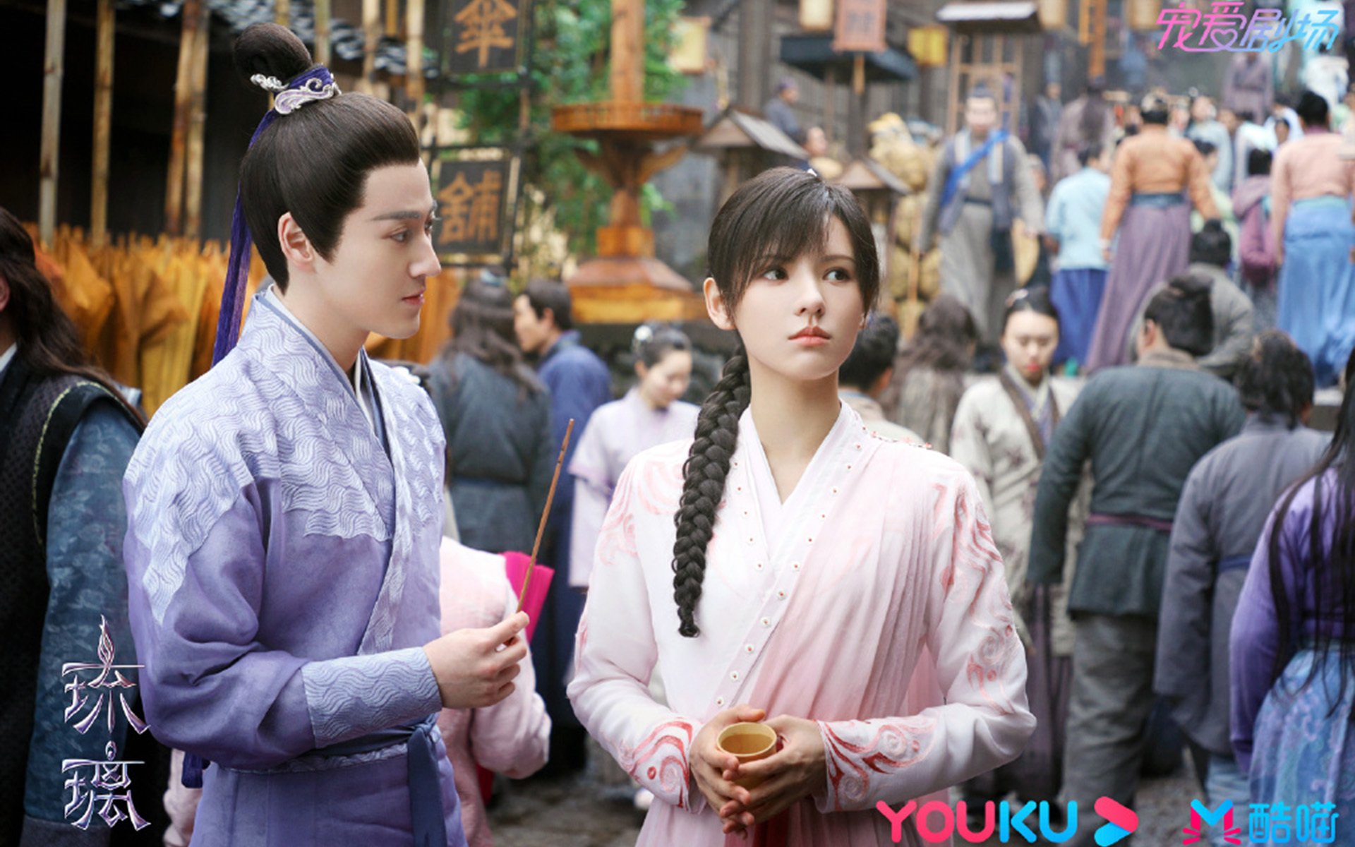 当一个足球运动员驶入罗马，F1新王加冕夜的史诗隐喻