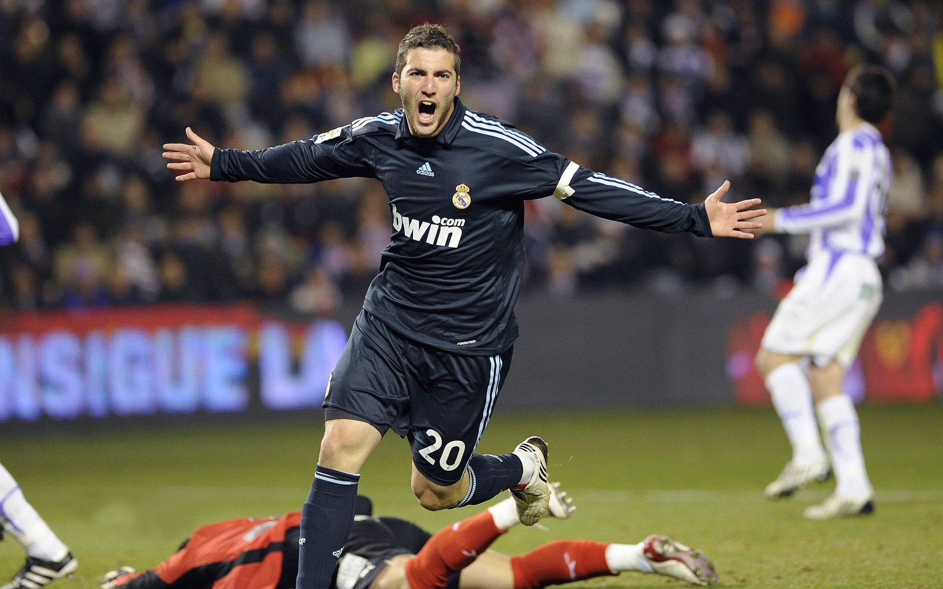 破壁之战，当洛杉矶快船定义新疆队的最后三分钟