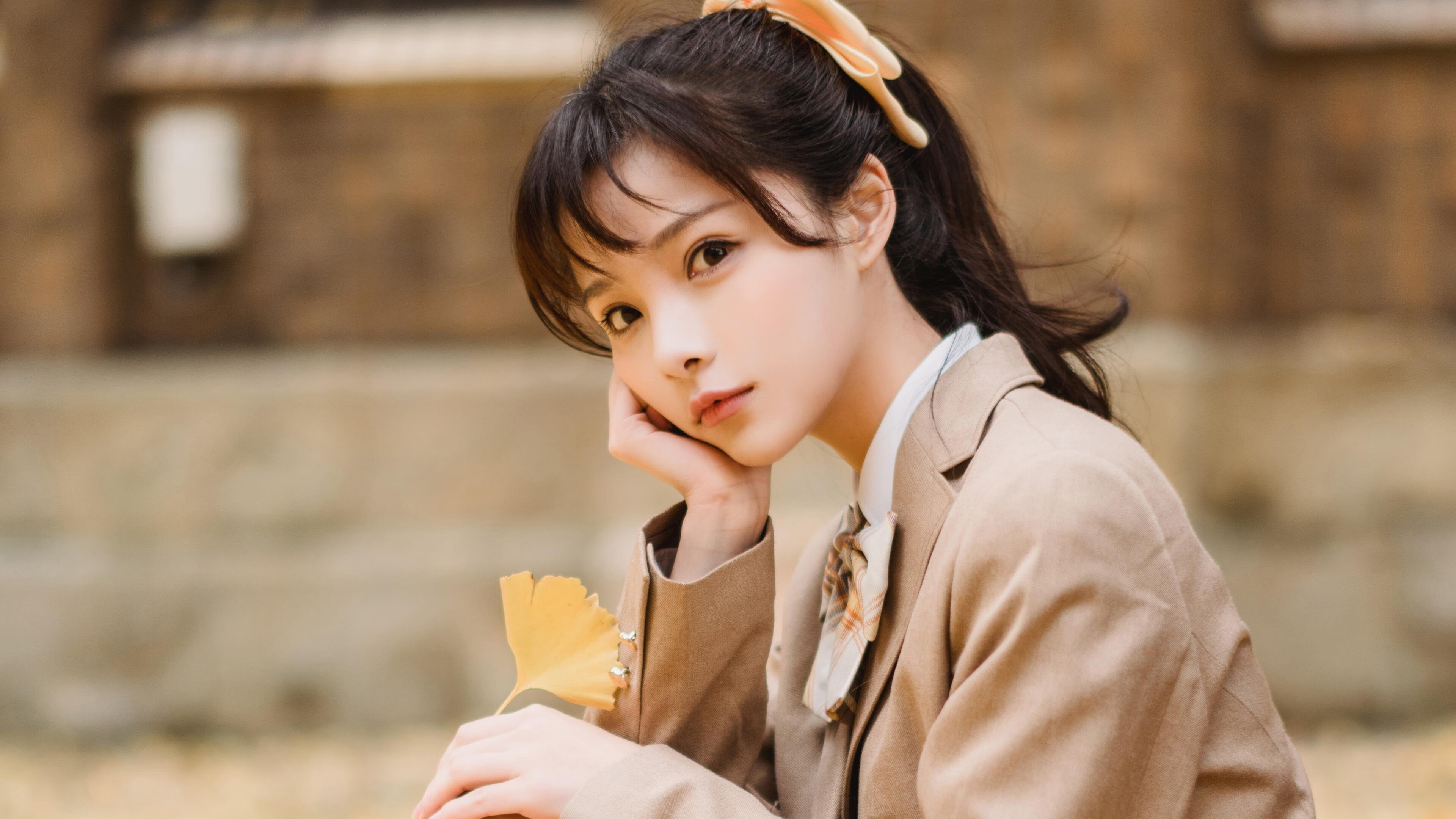 悬念在起跑线终结，红牛公牛巴林提前加冕，维斯塔潘的无情统治