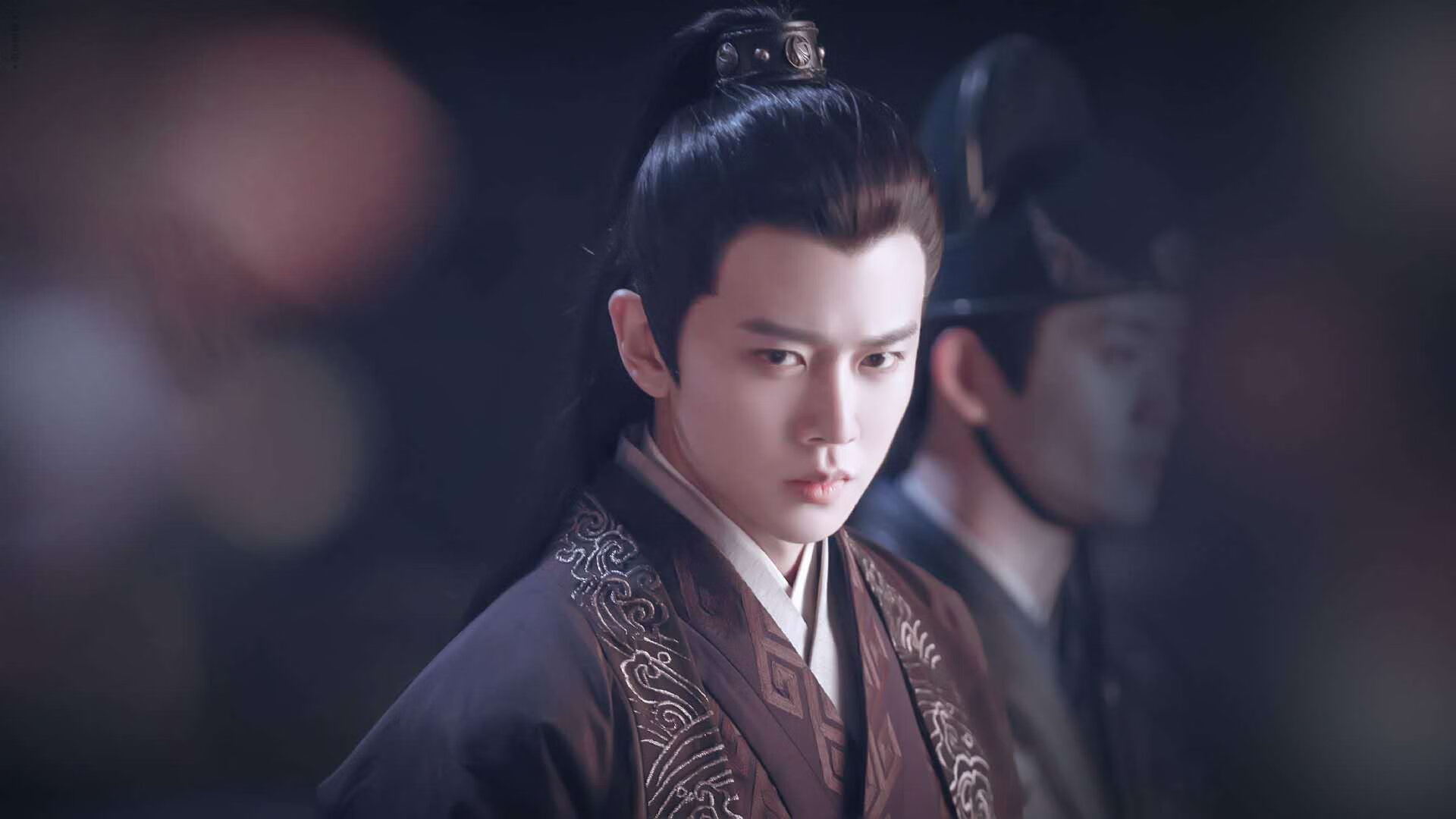 巴黎双子塔风暴，北京铁蹄下，文班亚马抢七夜写就神迹