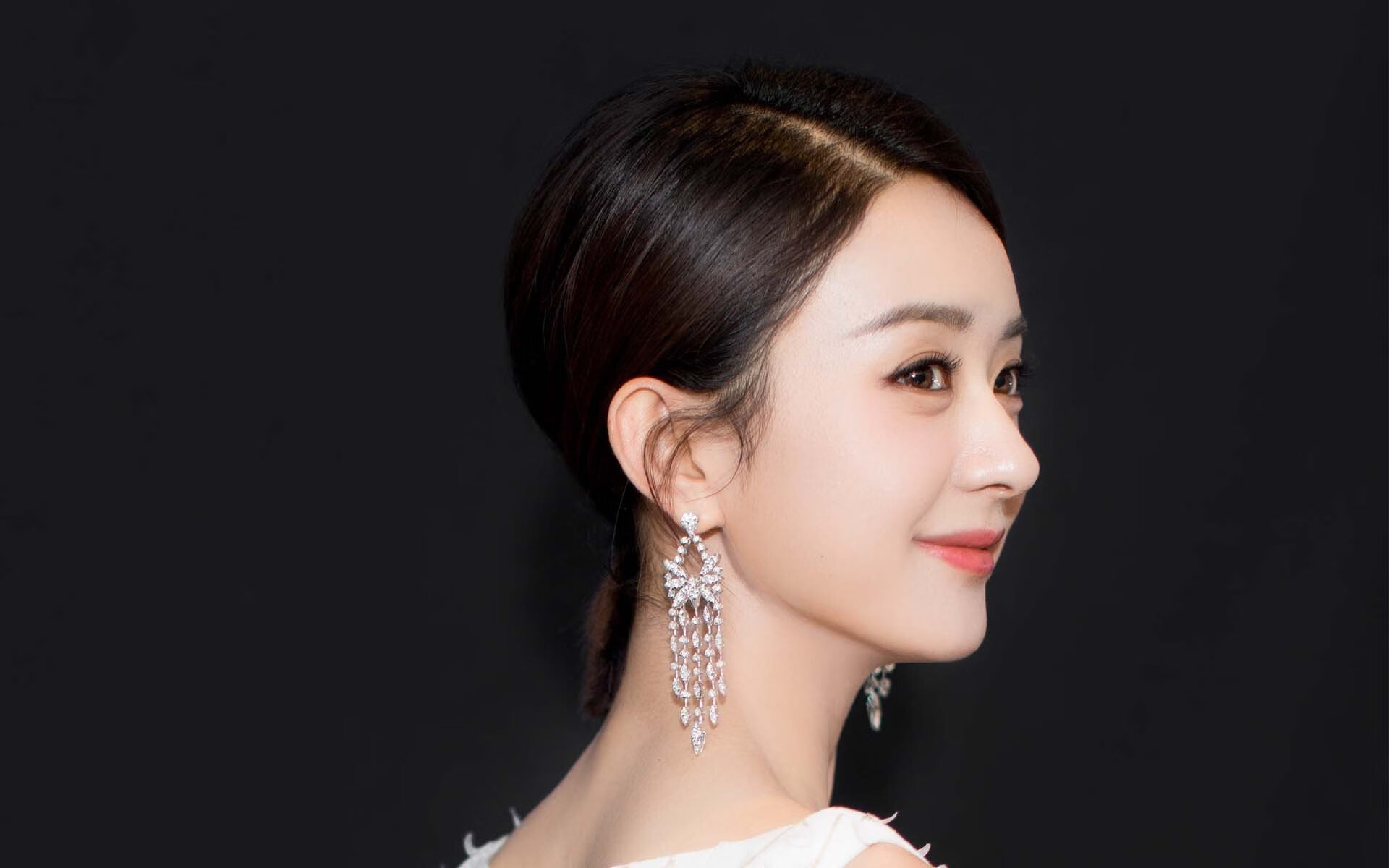 粤浙对决的群星之夜，杰伦格林在CBA夜空绽放独特光芒